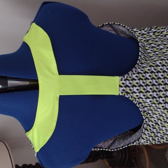 NWOT PLUS Neon RACER BACK & PATTERN Workout Tank by Y*A*S YAS!! - Picture 3 of 9